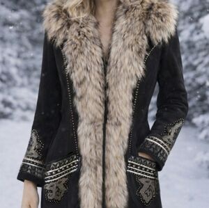 Double D Ranch Medium (M/L) Suede Black Fur Trimmed Duster Coat / Jacket